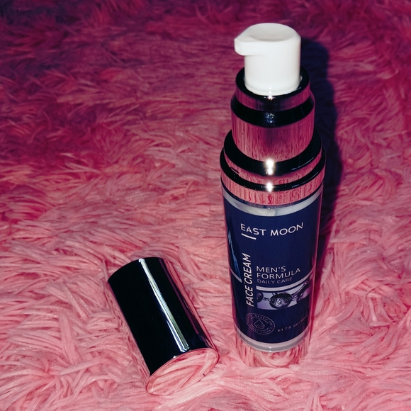 MAN'S FACE CREAM - Picture 2 of 10